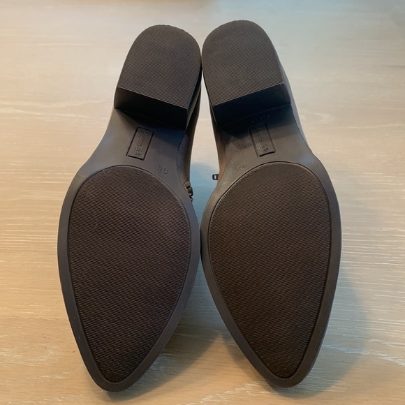 American Eagle suede feel booties in blush tan Size 9.5 NWOB teeny spot 2” heel - Picture 8 of 10